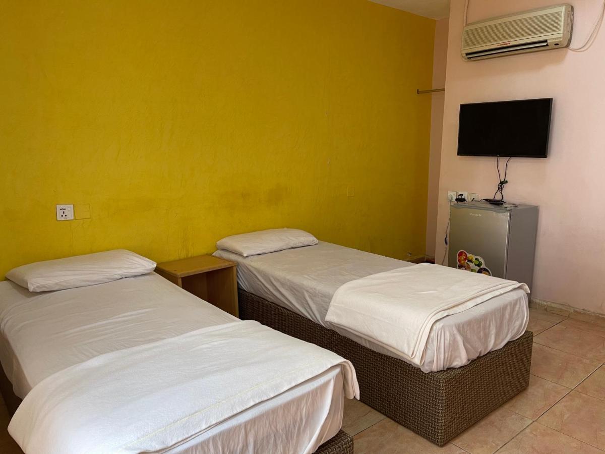 فندق شاطى القمر-Moon Beach Hotel Aqaba Bagian luar foto